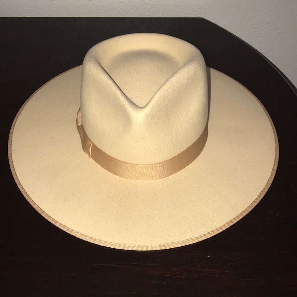 Lack of Color Ivory Rancher